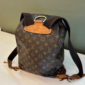 LOUIS VUITTON MEDIUM BACKPACK